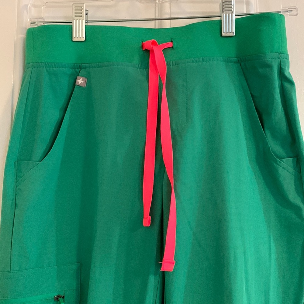 6 Pairs of Figs Zamora Joggers